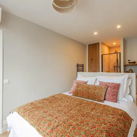 The New Suites, Centre Apartment